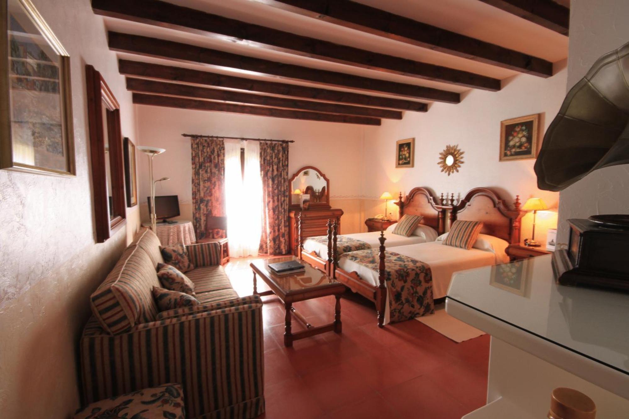 Petit Hotel Ses Rotges - Only Adults Кала-Ратхада Екстер'єр фото