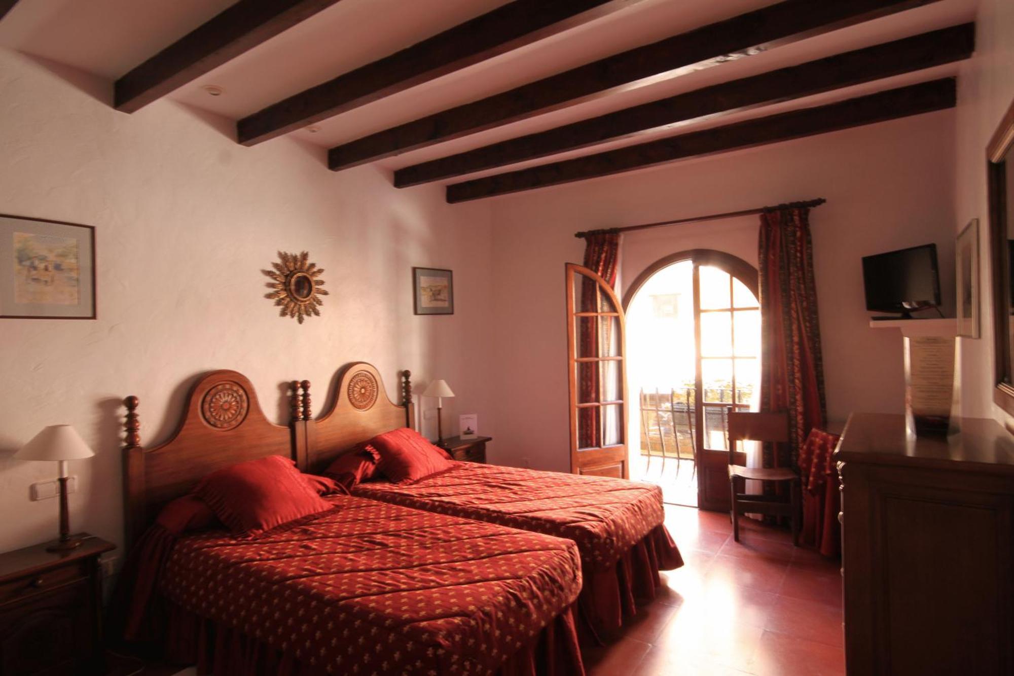 Petit Hotel Ses Rotges - Only Adults Кала-Ратхада Екстер'єр фото
