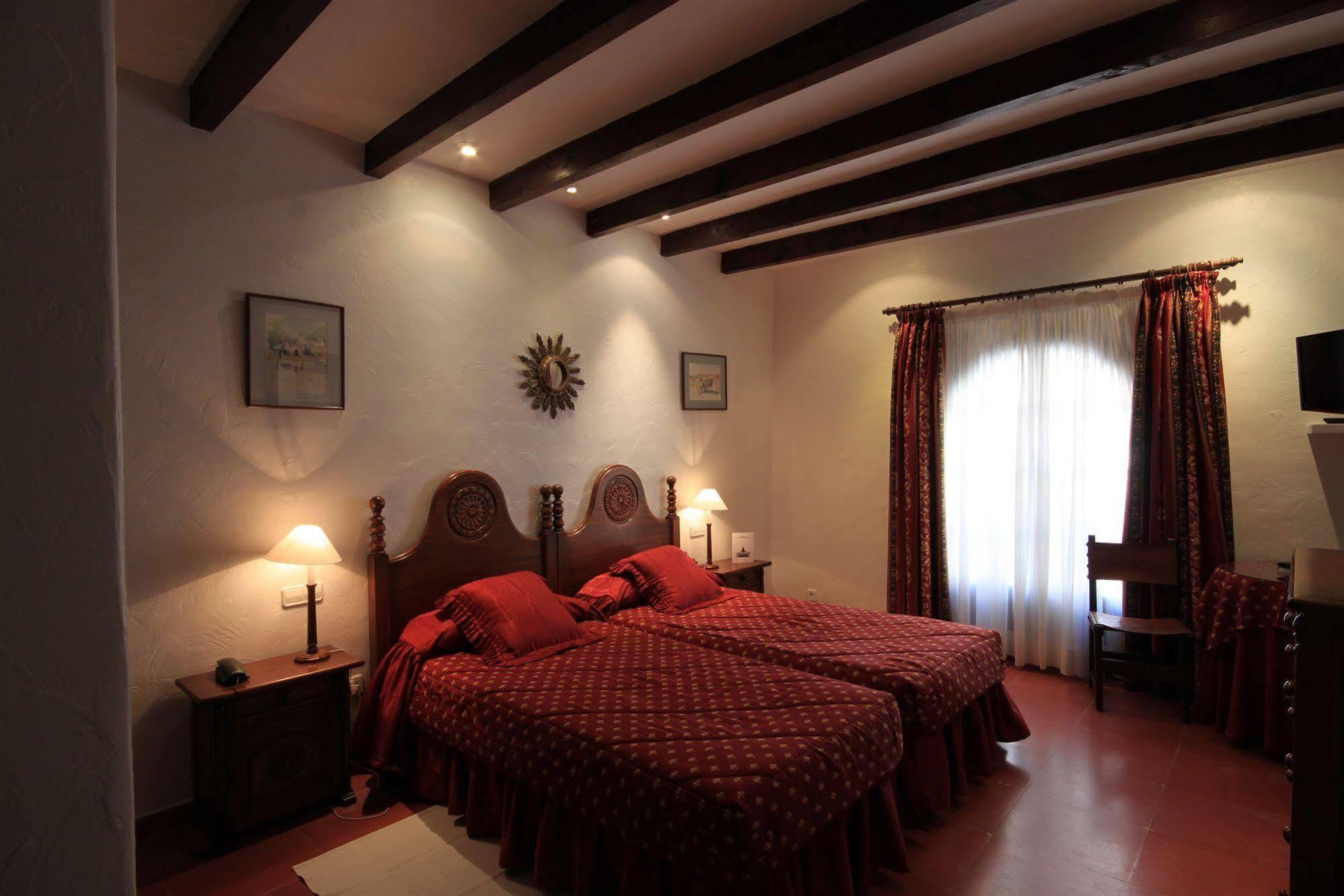 Petit Hotel Ses Rotges - Only Adults Кала-Ратхада Екстер'єр фото