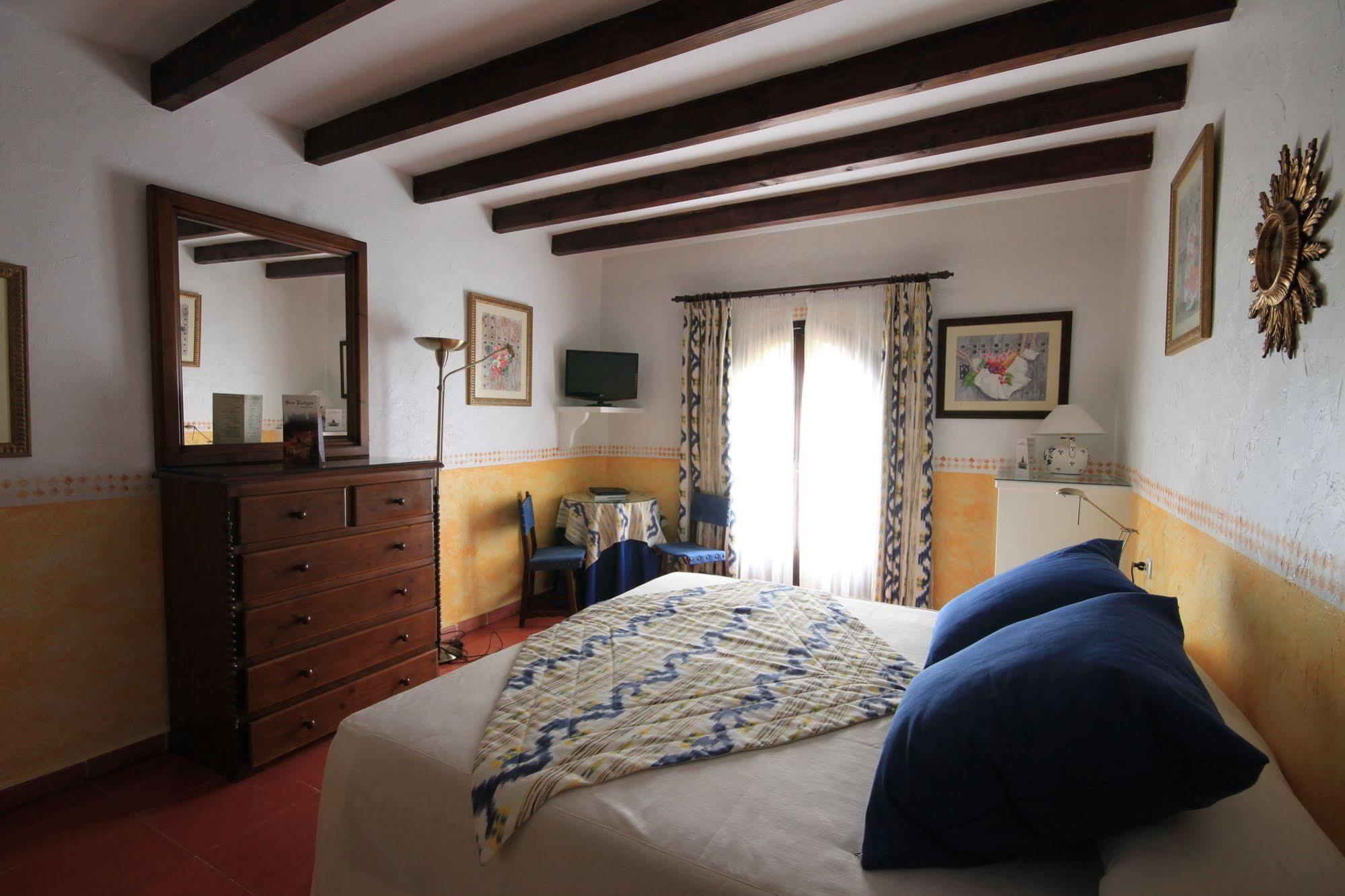 Petit Hotel Ses Rotges - Only Adults Кала-Ратхада Екстер'єр фото