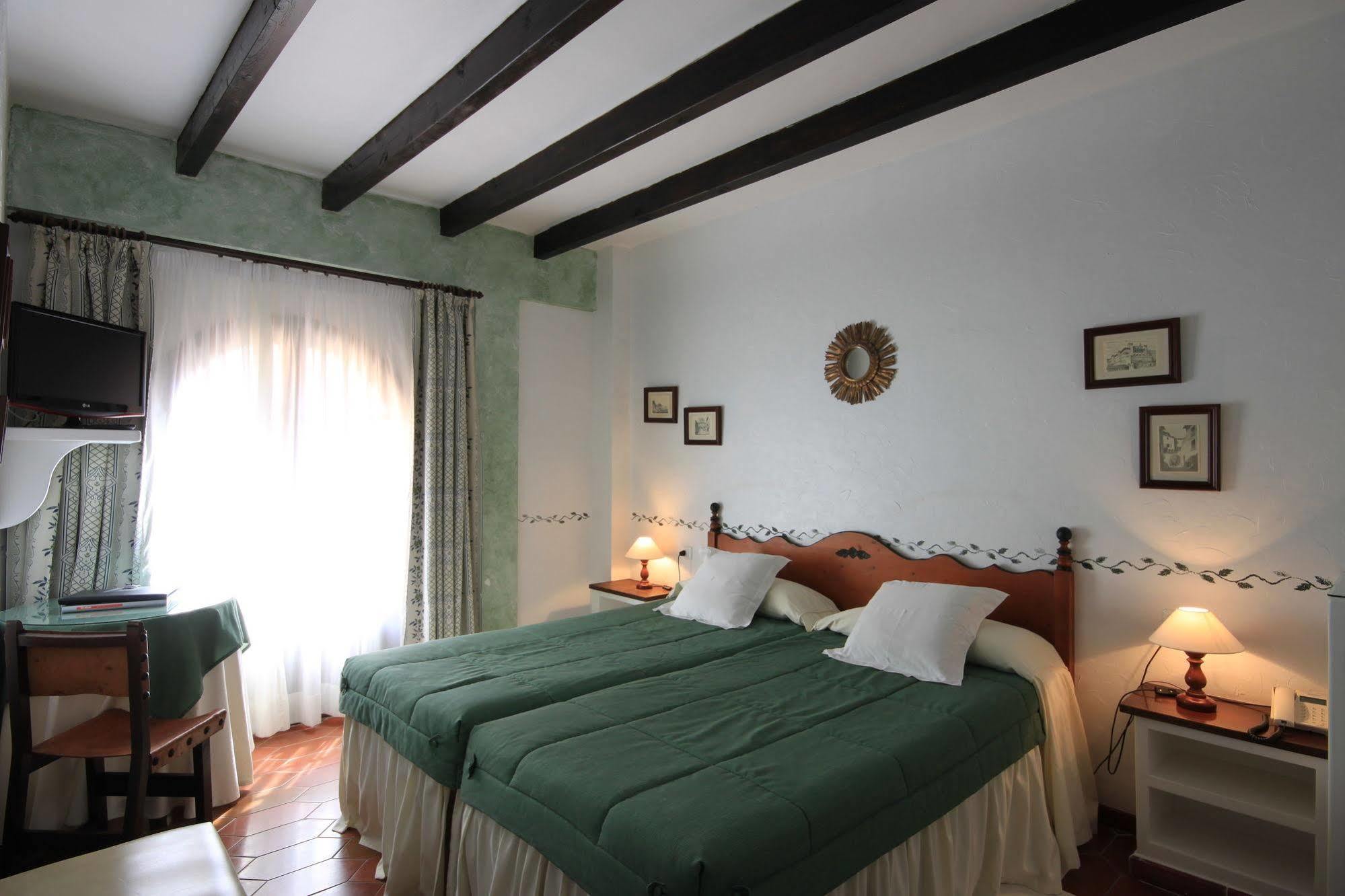 Petit Hotel Ses Rotges - Only Adults Кала-Ратхада Екстер'єр фото